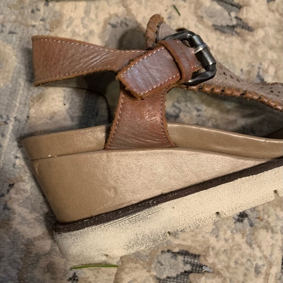 OTBT EXCURSION metallic leather wedges women’s size 6 - Picture 5 of 13